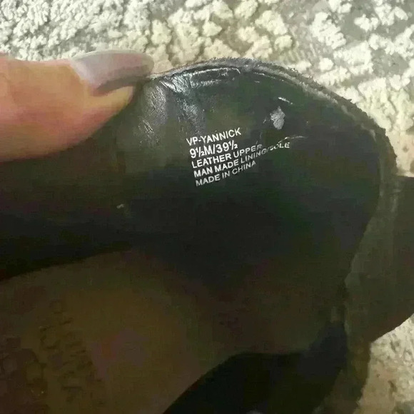 Vince Camuto Yannick Black Suede Wedge Pull On Ankle Bootie Womens 9.5 - Picture 5 of 5